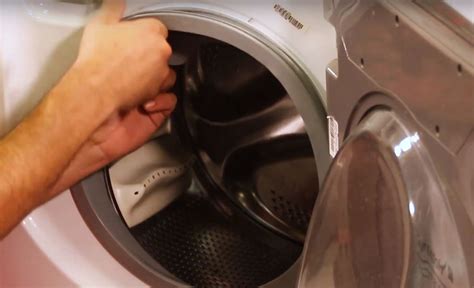 comment changer le joint hublot d'une machine a laver samsung|joint de lave linge Samsung.